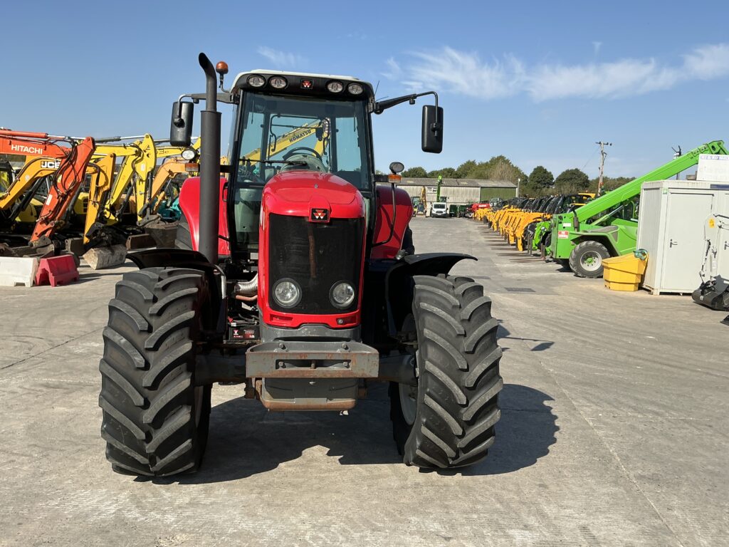 Massey Ferguson 6490 Dyna6 Tractor (ST26780)