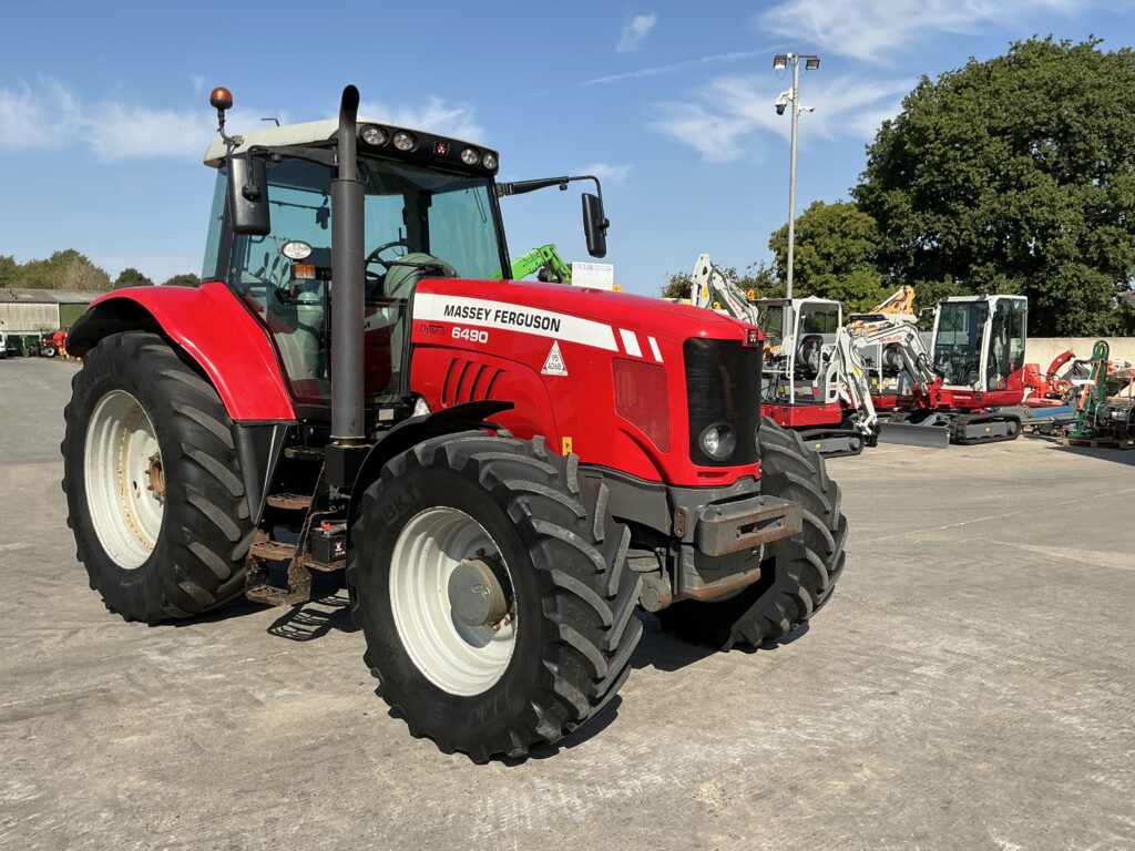Massey Ferguson 6490 Dyna6 Tractor (ST26780)