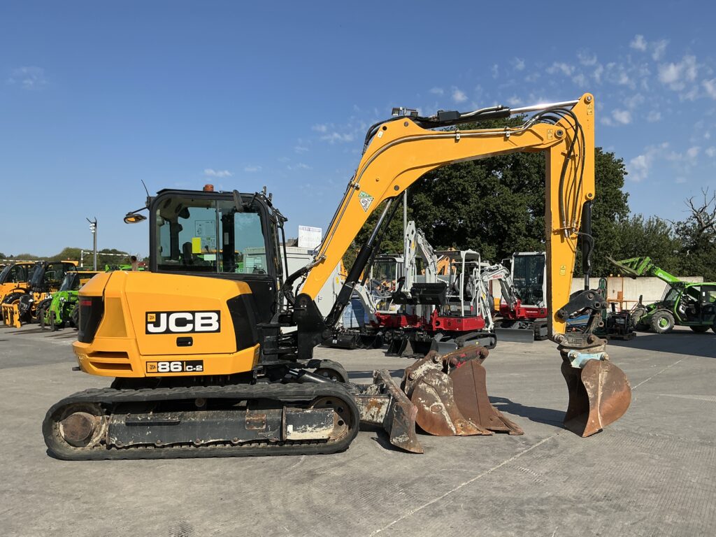 JCB 86C-2 Digger (ST26175)