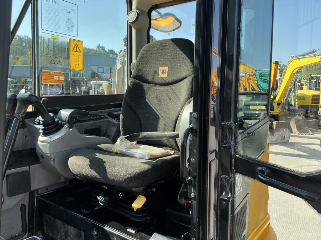 JCB 86C-2 Digger (ST26175)