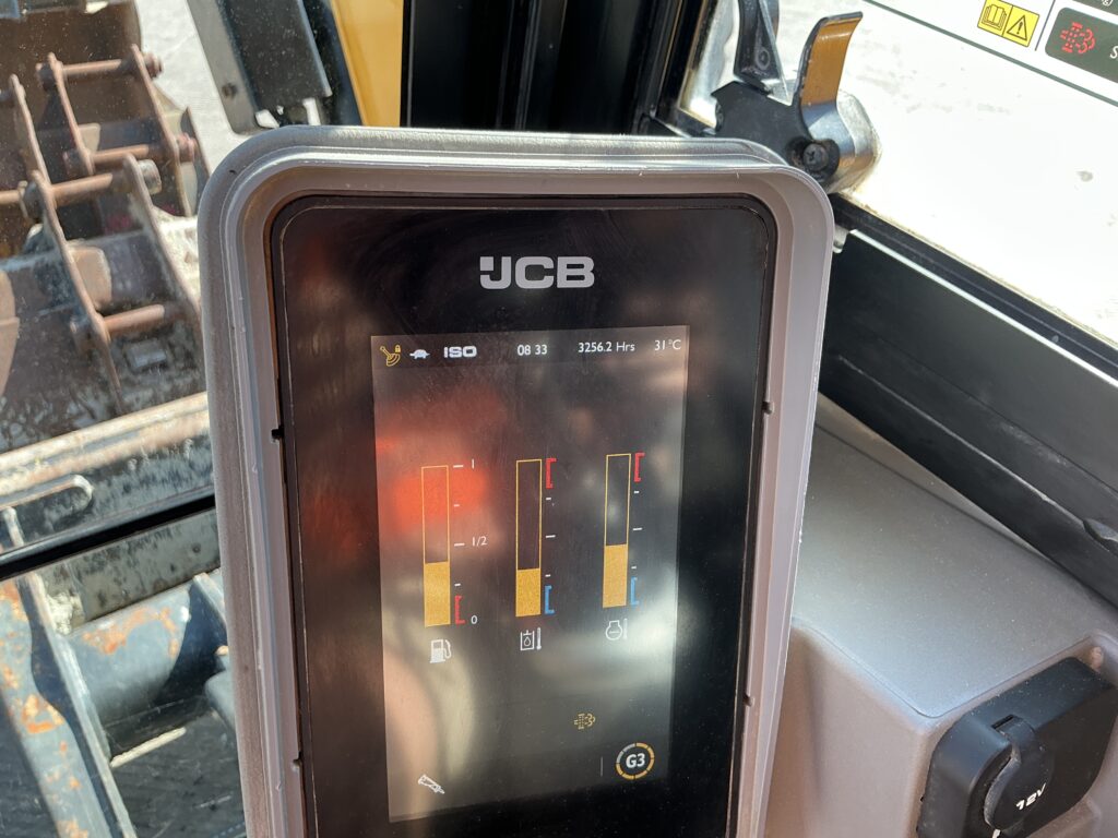 JCB 86C-2 Digger (ST26175)