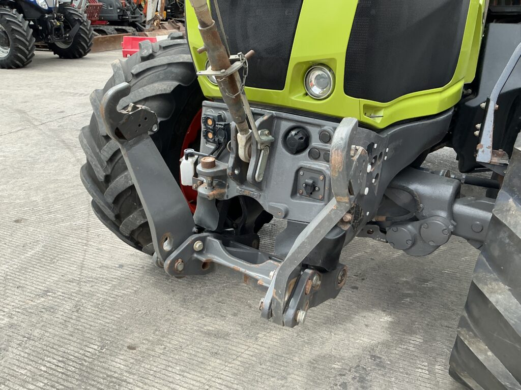 Claas 810 Axion Tractor (ST27040)