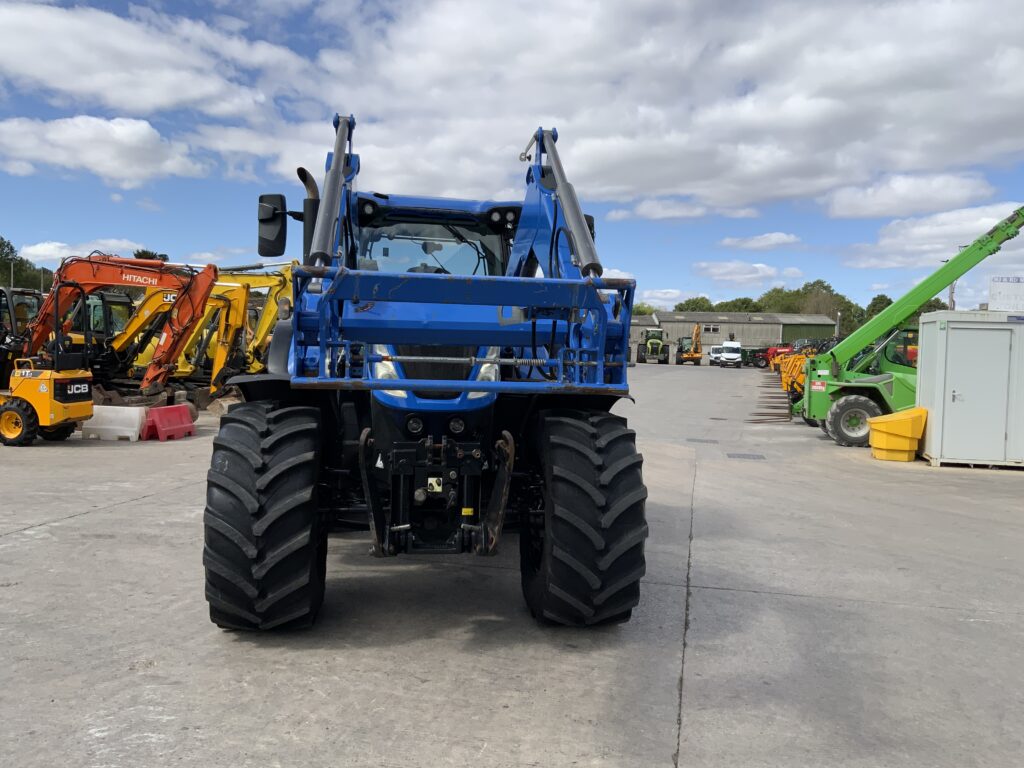 New Holland T7.245 Auto Command Tractor (ST27339)