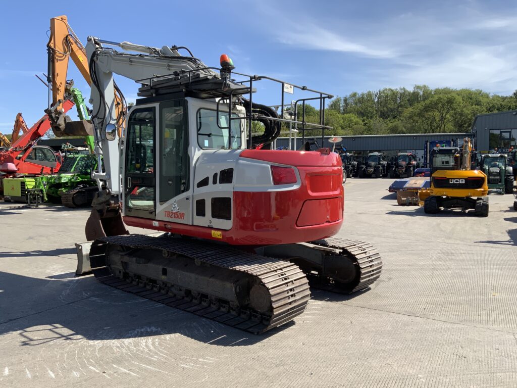 Takeuchi TB2150R Digger (ST27381)
