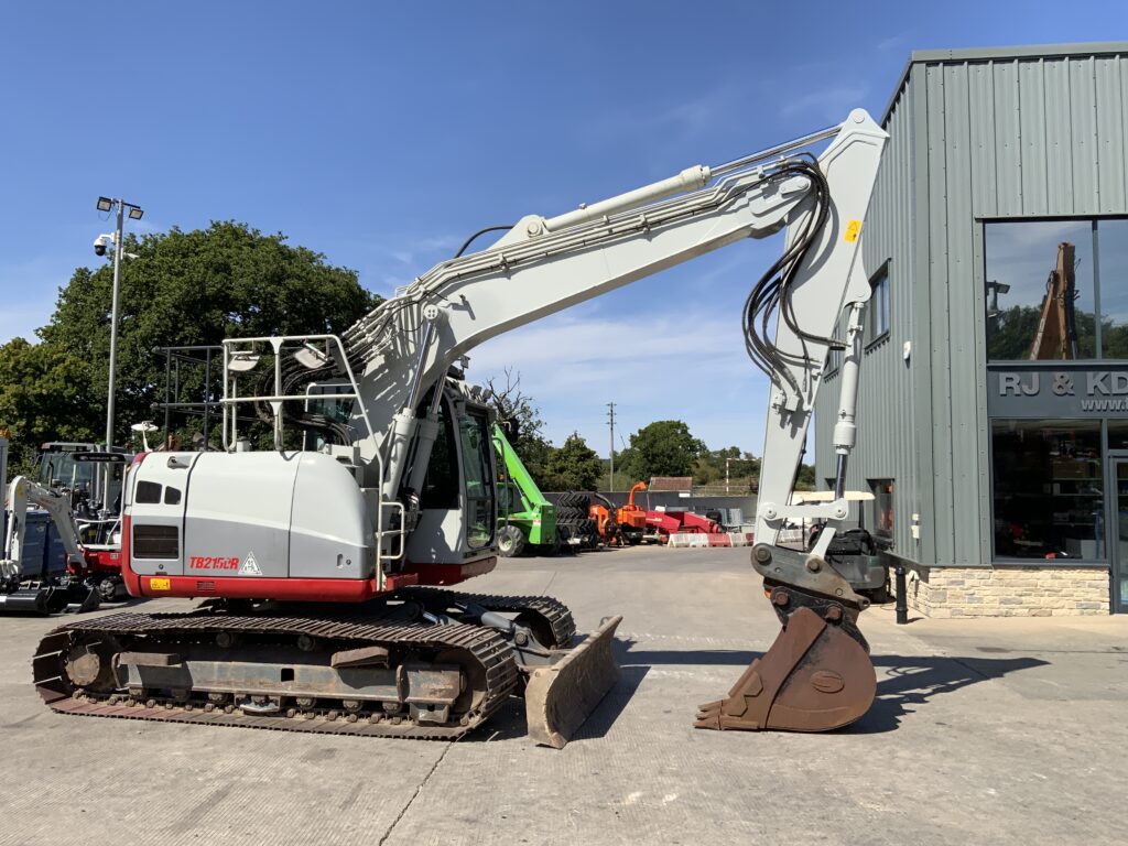 Takeuchi TB2150R Digger (ST27381)