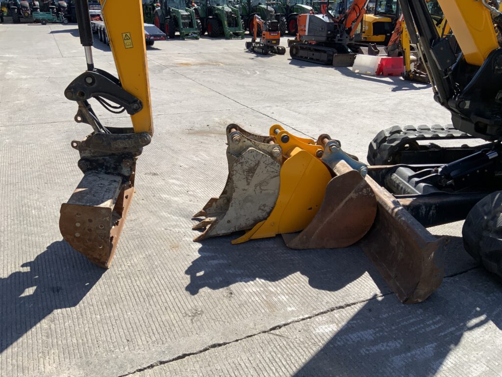 JCB 86C-2 Digger (ST26178)