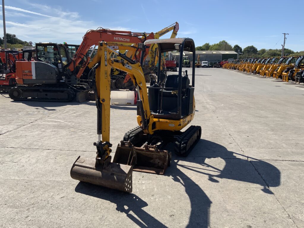 JCB 8018 CTS Digger (ST27380)