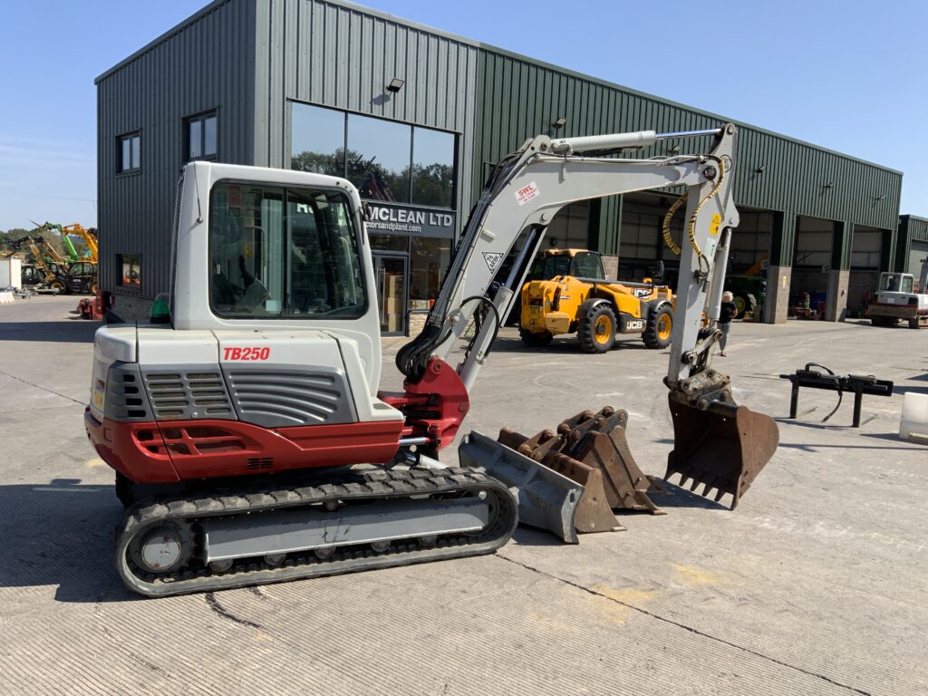 Takeuchi TB250 Digger (ST27449)