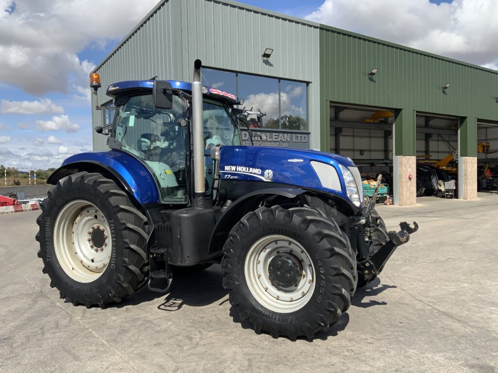 New Holland T7.270 Blue Power Tractor (ST27180)