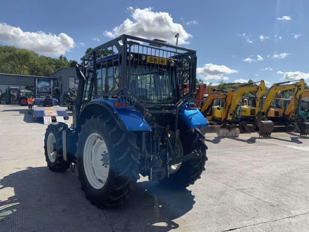 Valtra N123 Versu Forestry Tractor (ST27268)