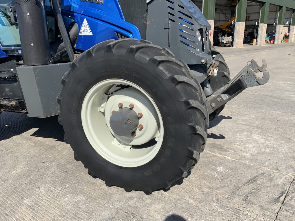 Valtra N123 Versu Forestry Tractor (ST27268)