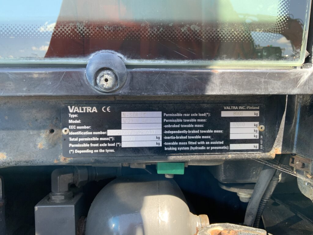 Valtra N123 Versu Forestry Tractor (ST27268)