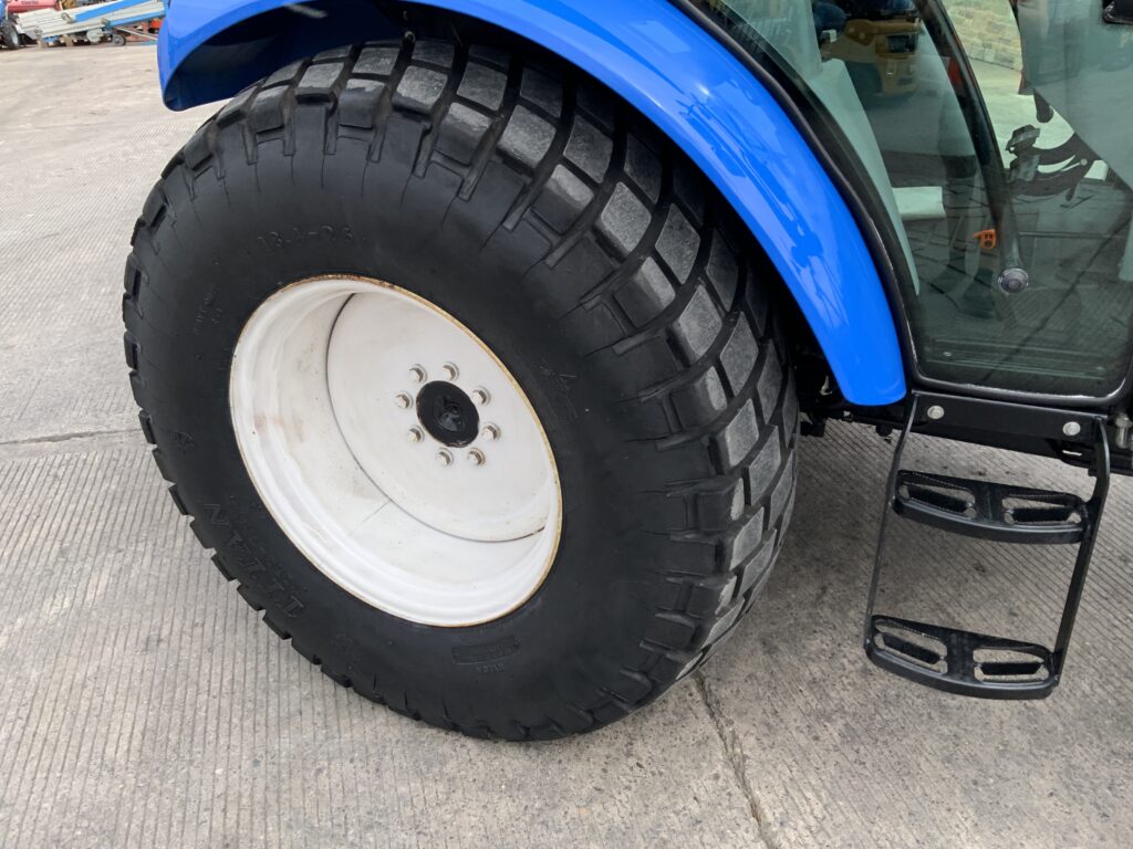 New Holland T4.75S Tractor (ST27393)