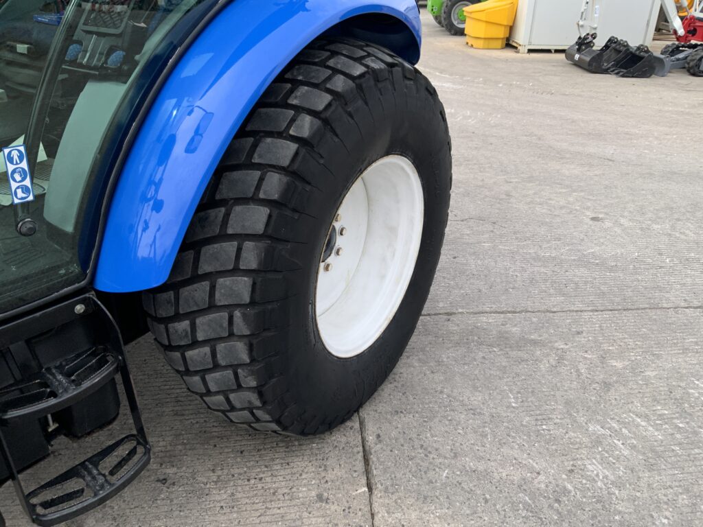 New Holland T4.75S Tractor (ST27393)