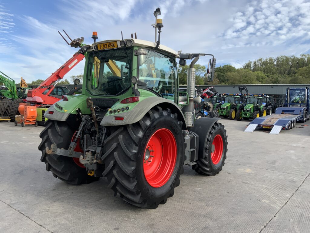 Fendt 516 Profi Plus Tractor (ST27235)