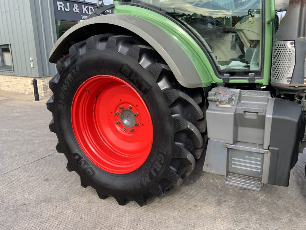Fendt 516 Profi Plus Tractor (ST27235)