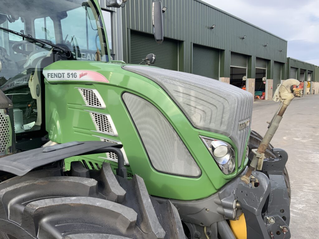 Fendt 516 Profi Plus Tractor (ST27235)