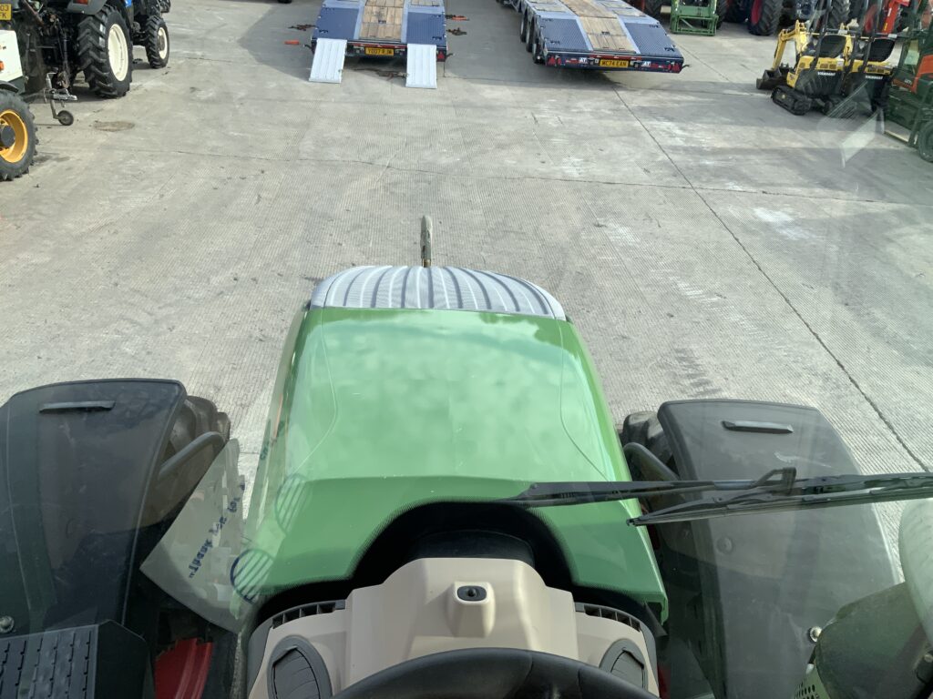 Fendt 516 Profi Plus Tractor (ST27235)