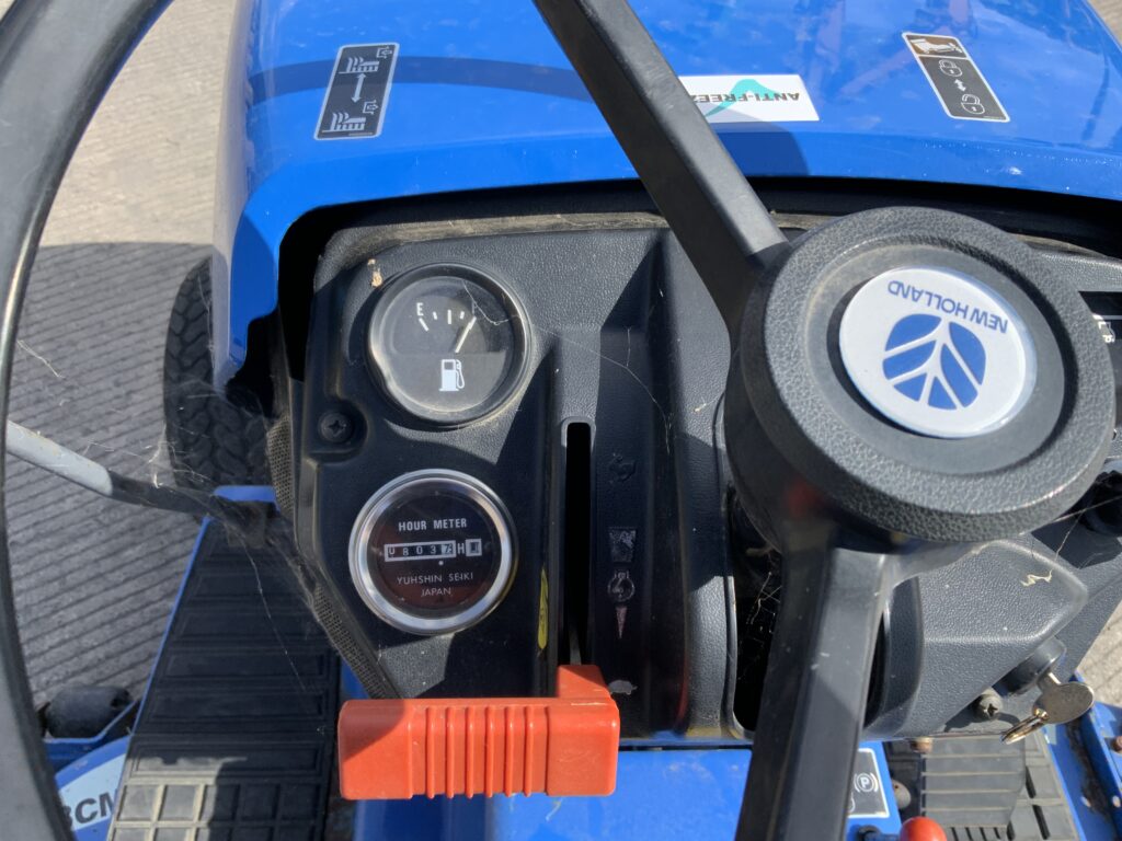 New Holland GT75 Ride on Mower (ST23610)