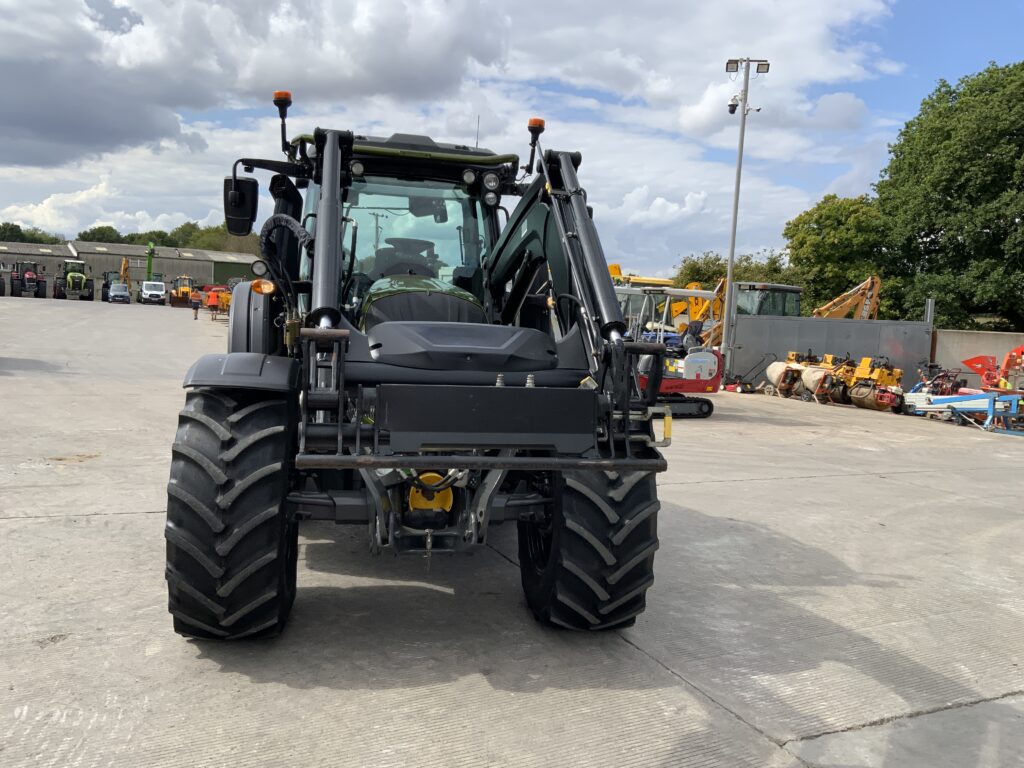 Valtra N175 Active Twin Track Reverse Drive Tractor(ST27469)