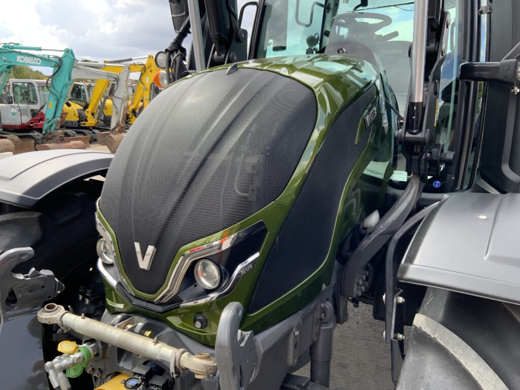 Valtra N175 Active Twin Track Reverse Drive Tractor(ST27469)