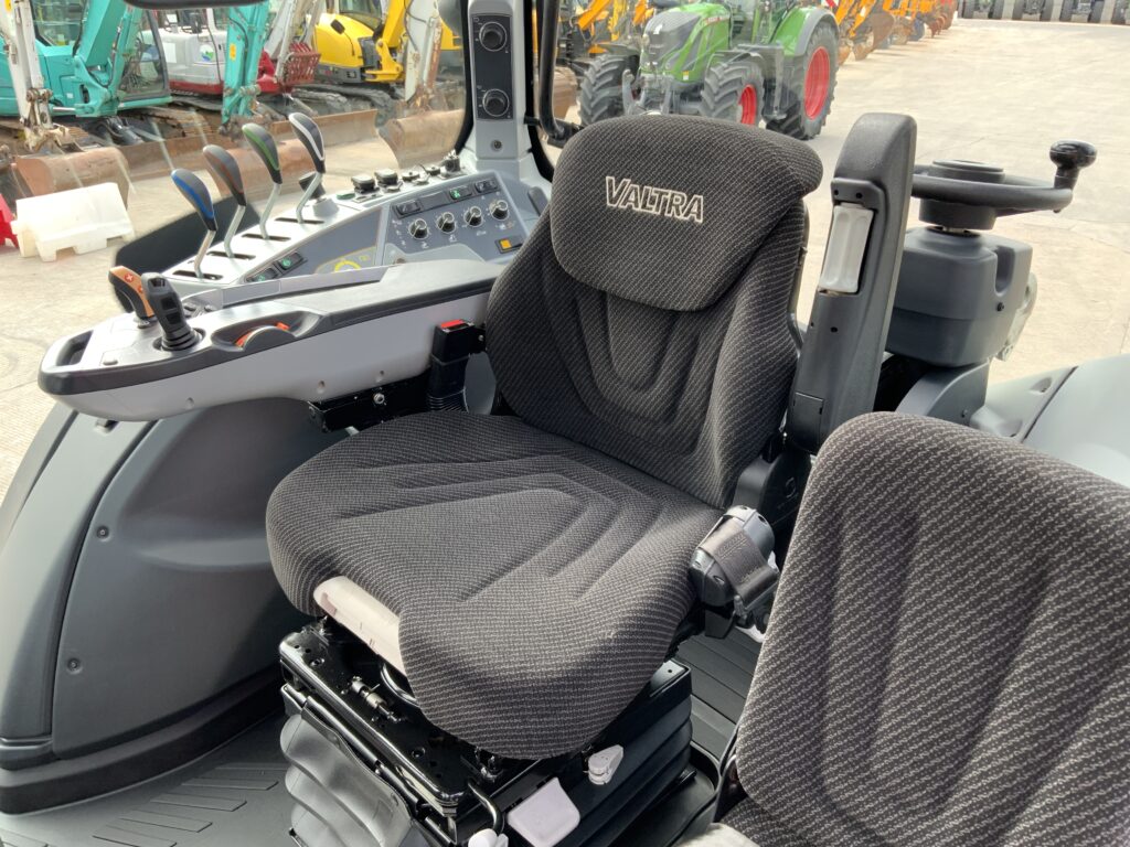 Valtra N175 Active Twin Track Reverse Drive Tractor(ST27469)