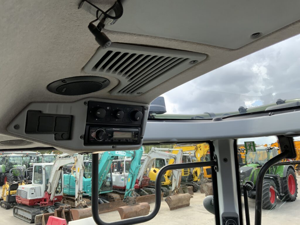 Valtra N175 Active Twin Track Reverse Drive Tractor(ST27469)