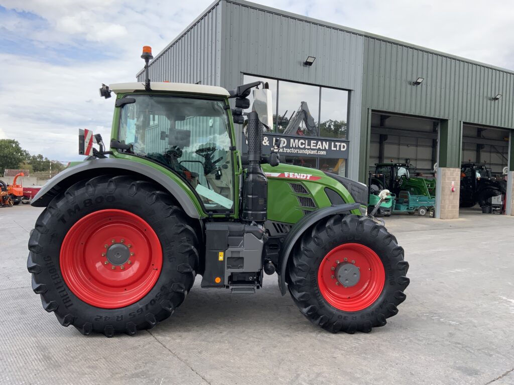 Fendt 720 Power plus Tractor (ST27477)