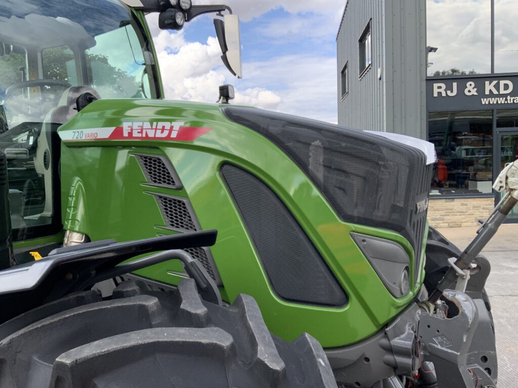 Fendt 720 Power plus Tractor (ST27477)