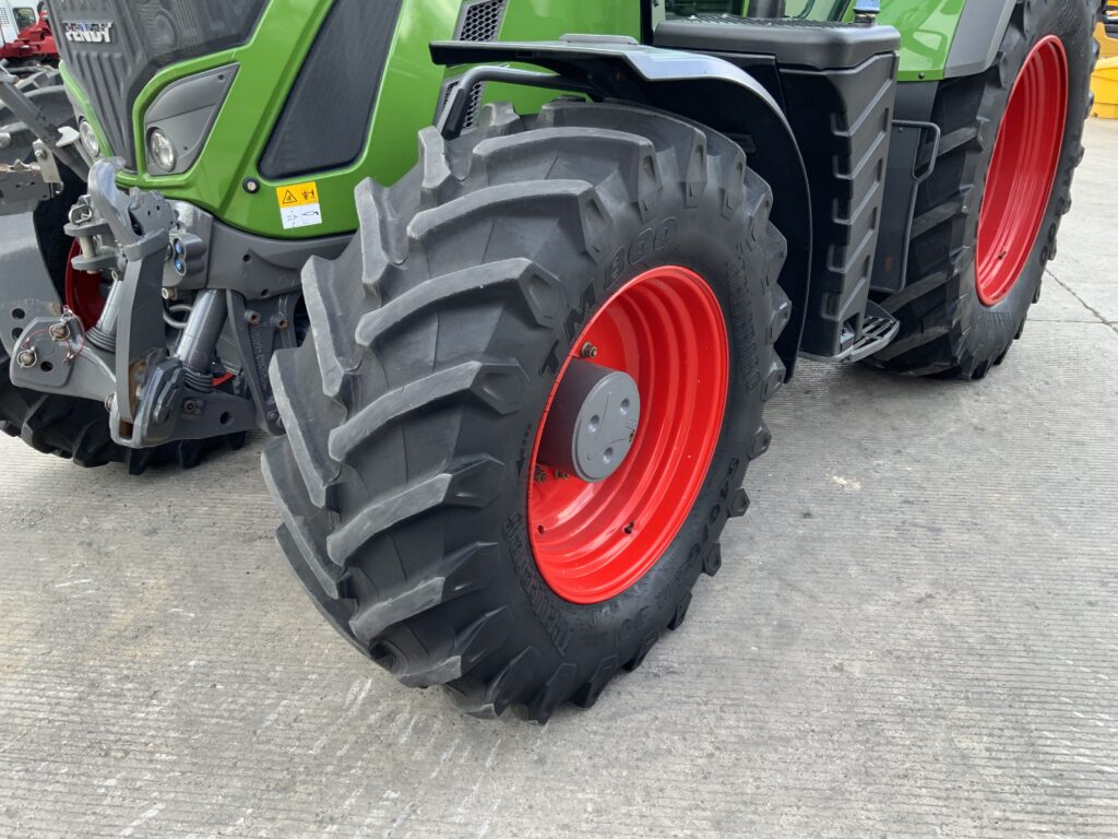 Fendt 720 Power plus Tractor (ST27477)