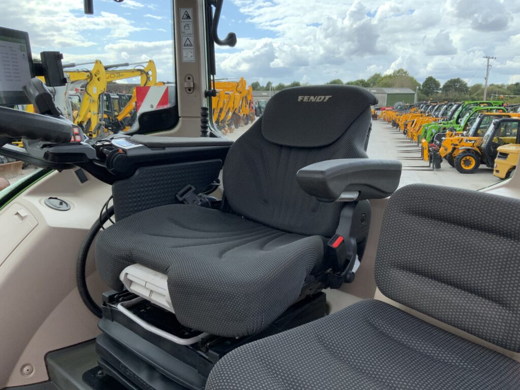 Fendt 720 Power plus Tractor (ST27477)