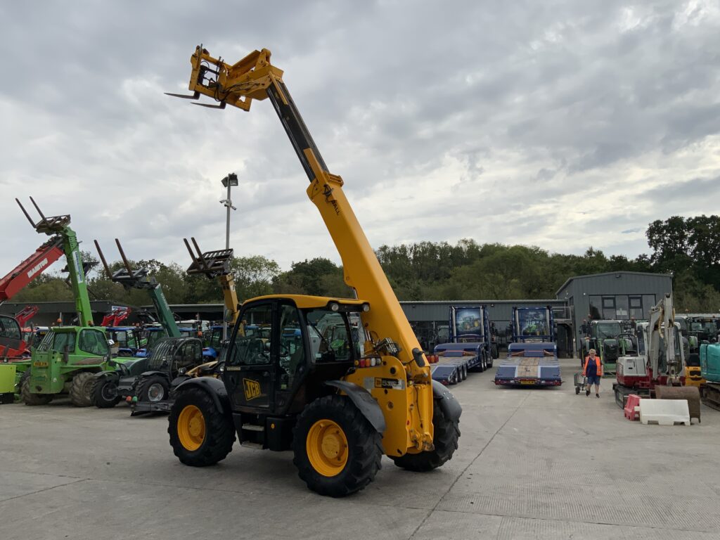 JCB 536-60 Agri super Telehandler (ST26599)