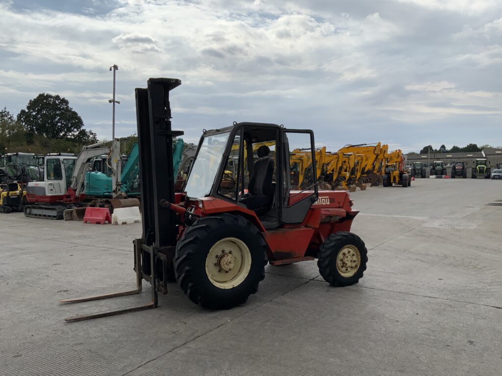 Manitou M426 CP Rough Terrain ForkLift (ST27220)