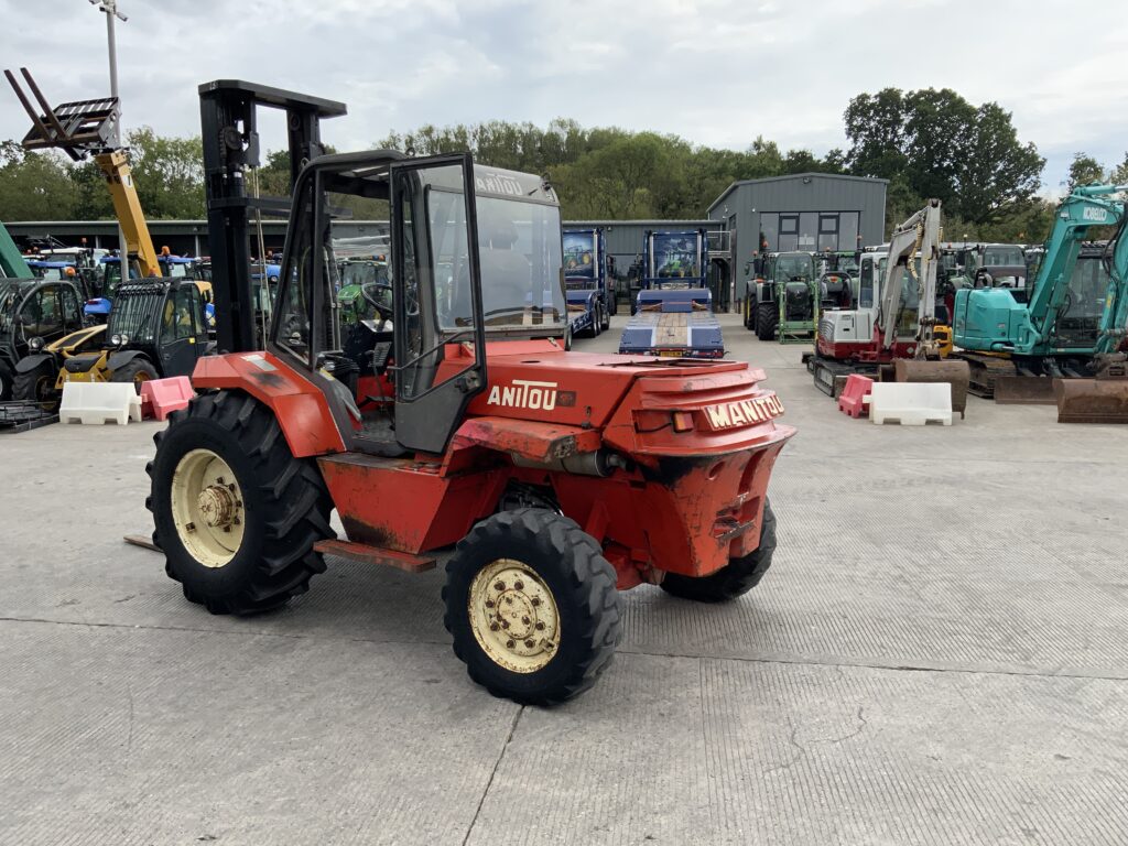 Manitou M426 CP Rough Terrain ForkLift (ST27220)