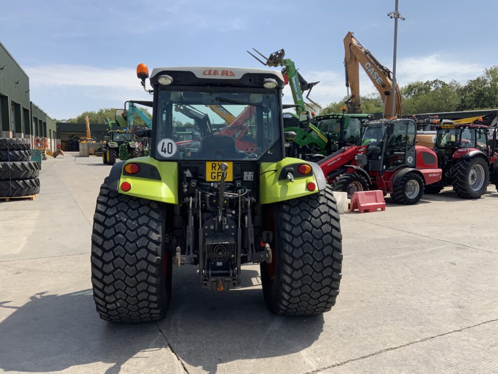 Claas 320 Axos Tractor (ST27314)
