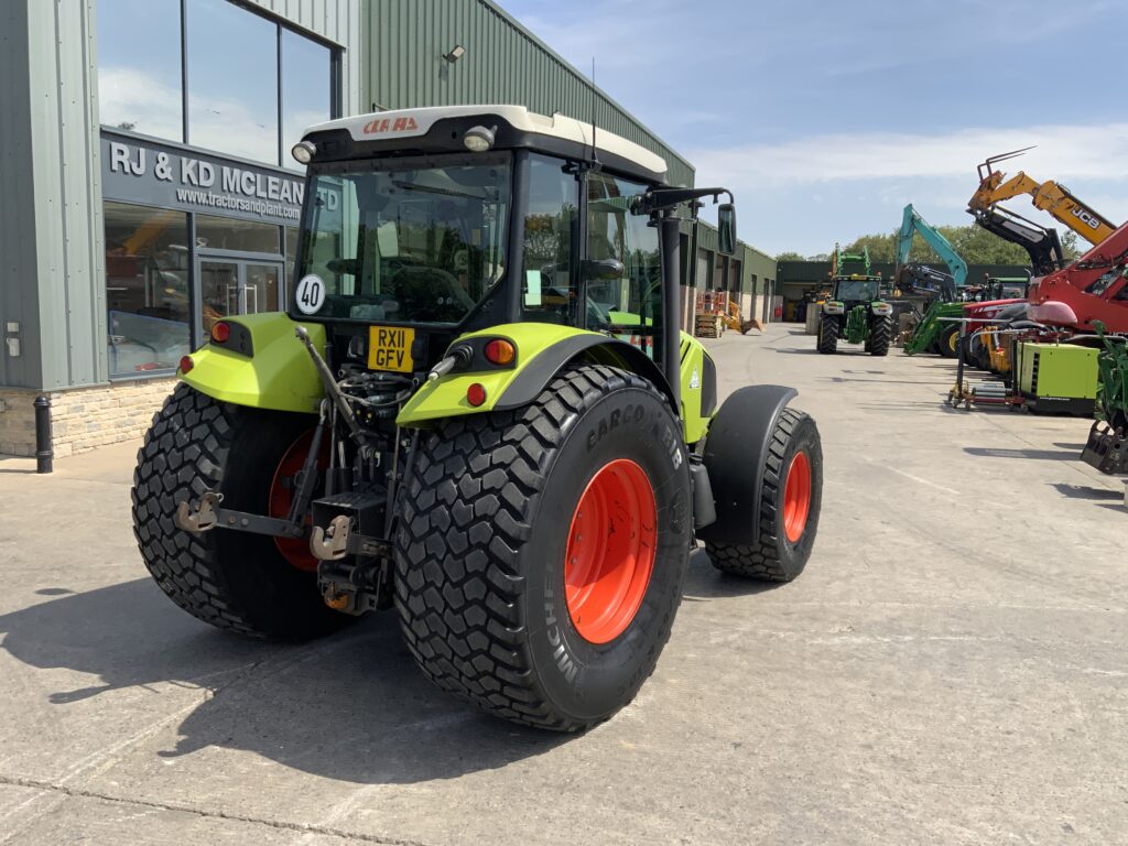 Claas 320 Axos Tractor (ST27314)