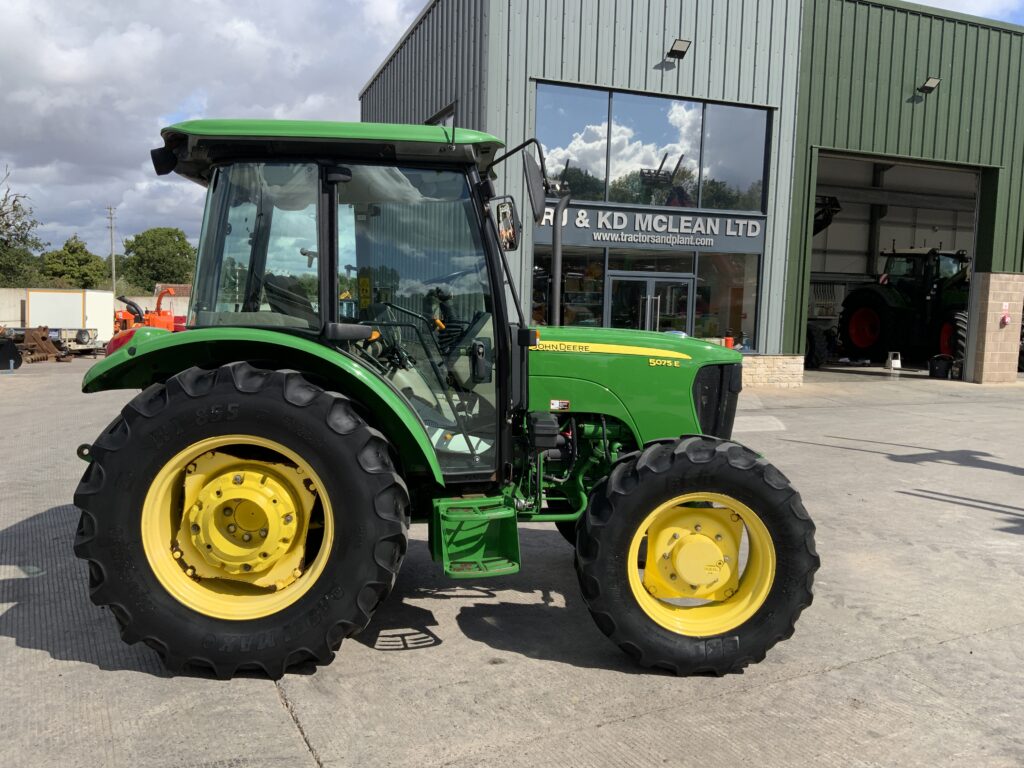 John Deere 5075E Tractor (ST27480)