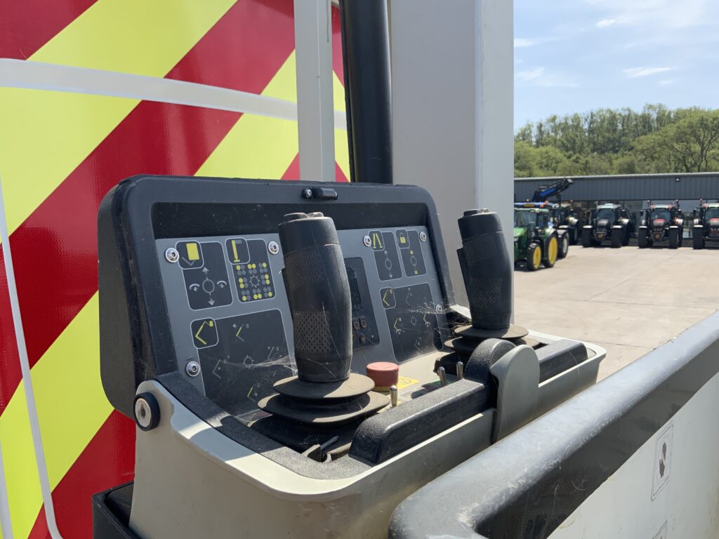 Iveco Daily 3.0D 50-180 C/W Versalift VTL 145-f Telescopic Cherry Picker (ST27236)