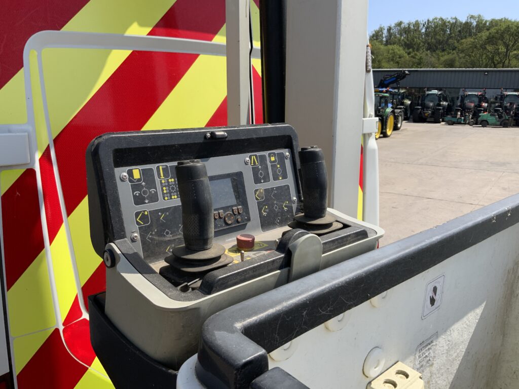 Iveco Daily 3.0D 50-180 C/W Versalift VTL 145-f Telescopic Cherry Picker (ST27236)