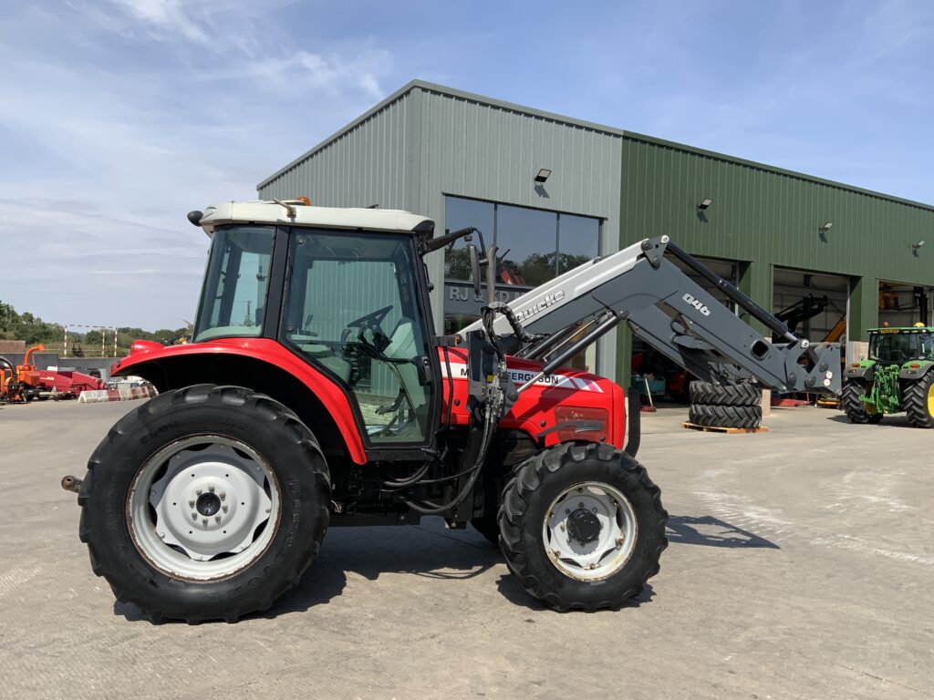 Massey Ferguson 5455 Tractor (ST26984)