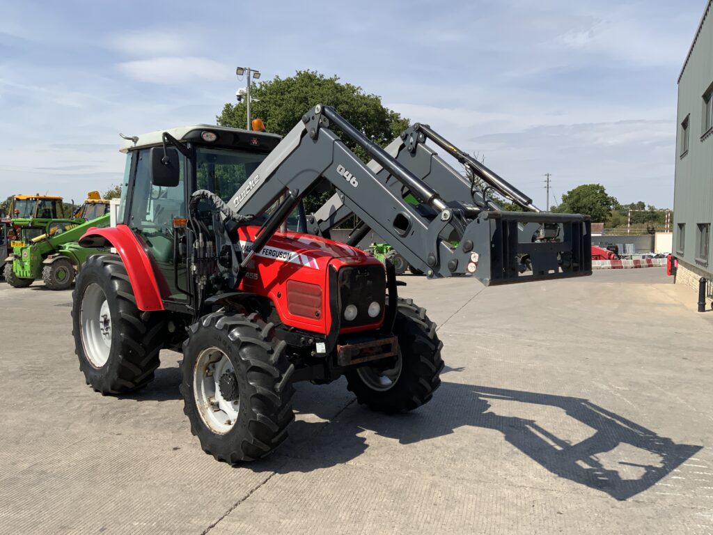 Massey Ferguson 5455 Tractor (ST26984)