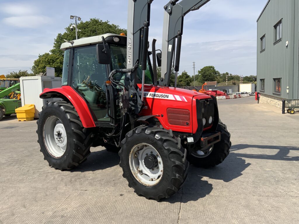 Massey Ferguson 5455 Tractor (ST26984)