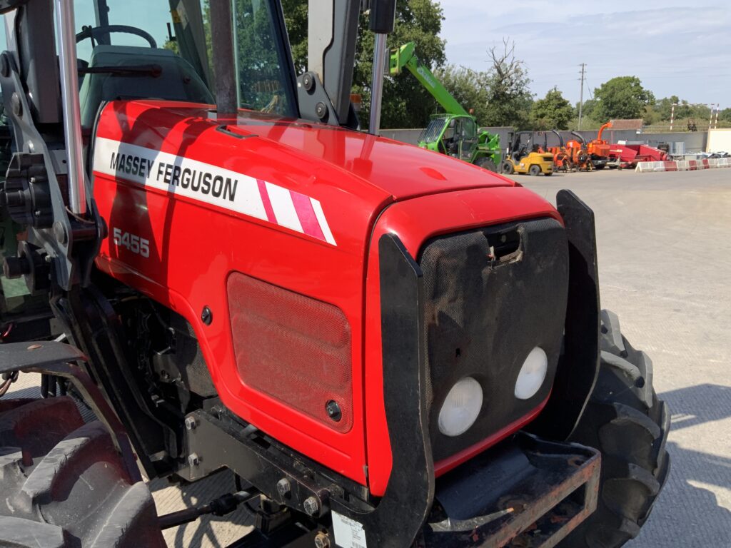 Massey Ferguson 5455 Tractor (ST26984)