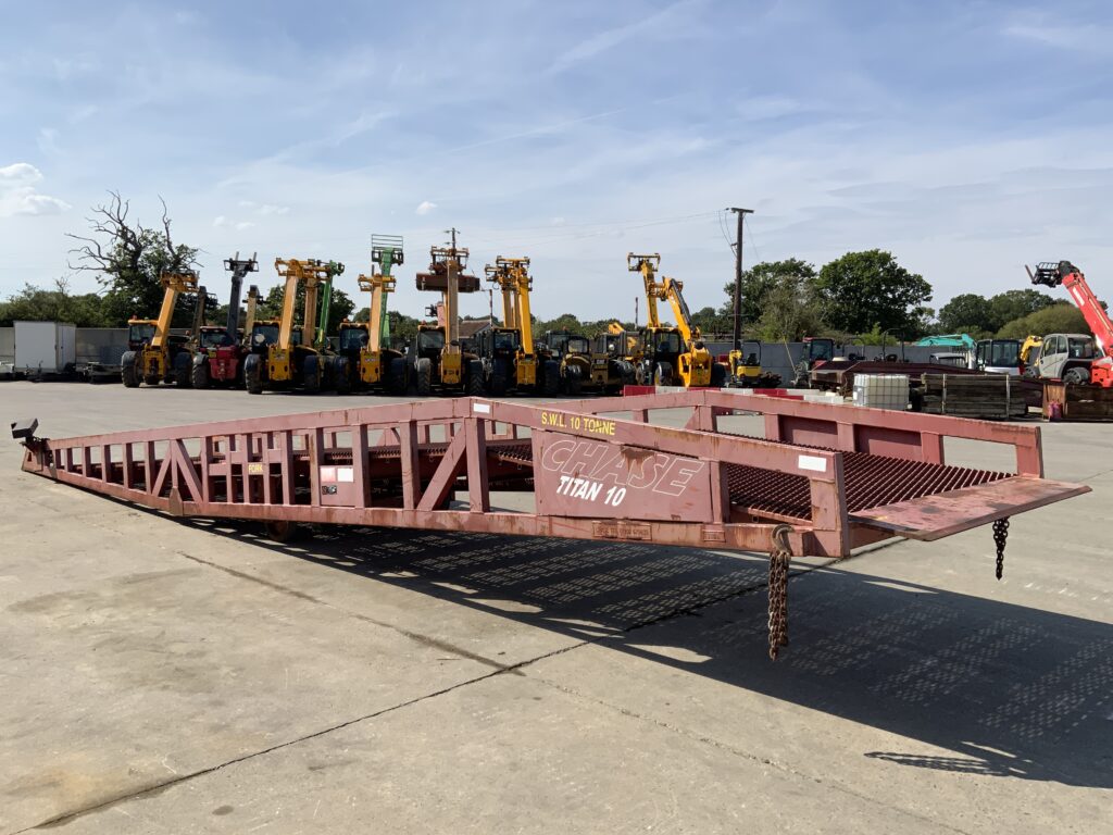Chase Equipment Titan Tonne Loading Ramp (ST27162)