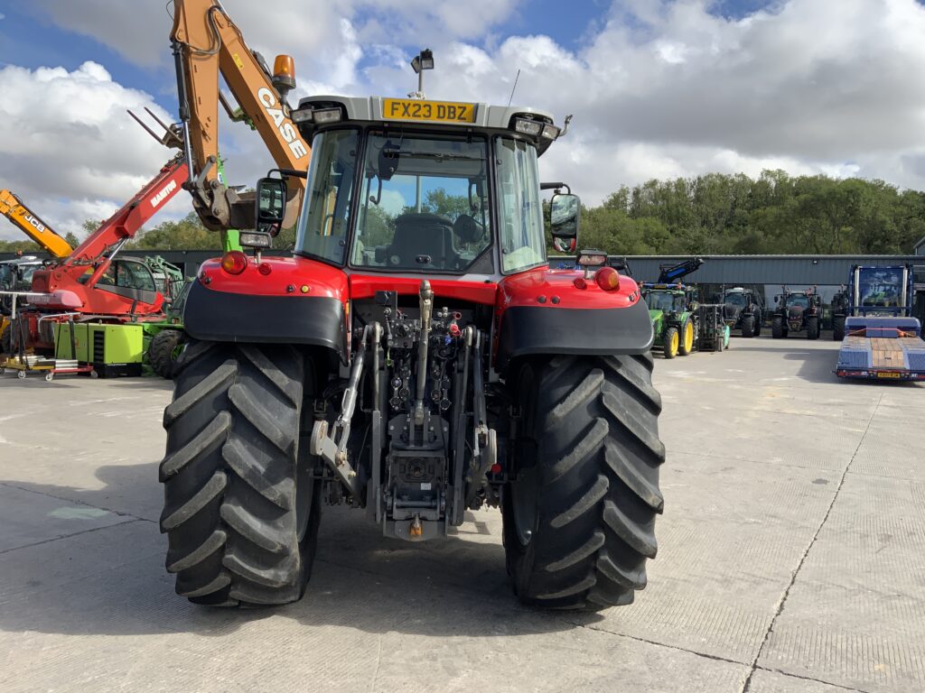 Massey Ferguson 7S.180 Tractor (ST27357)
