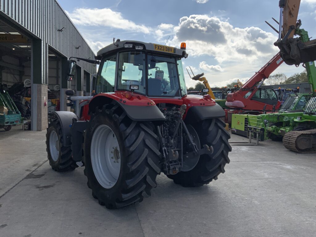 Massey Ferguson 7S.180 Tractor (ST27356)