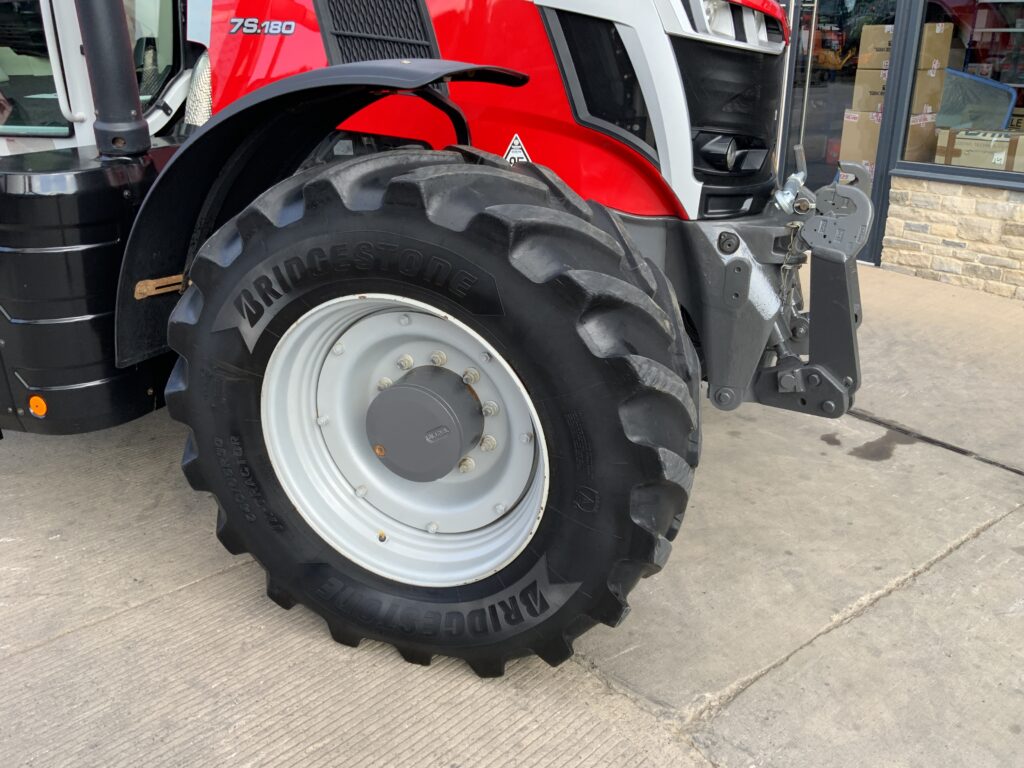 Massey Ferguson 7S.180 Tractor (ST27356)