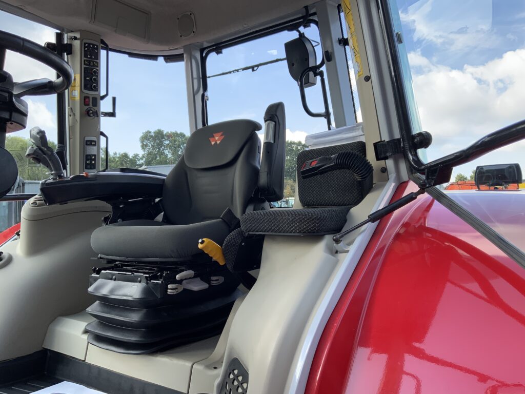Massey Ferguson 7S.180 Tractor (ST27356)