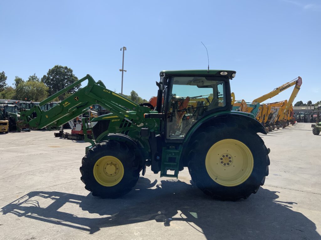 John Deere 6120R Tractor (ST27035)