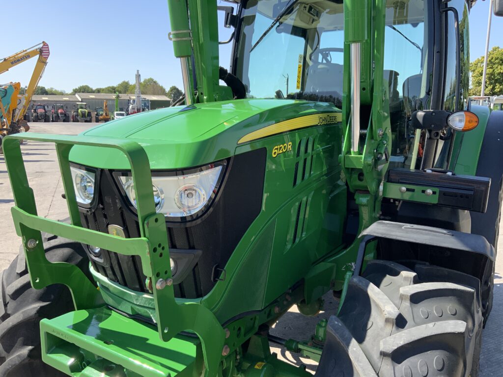 John Deere 6120R Tractor (ST27035)